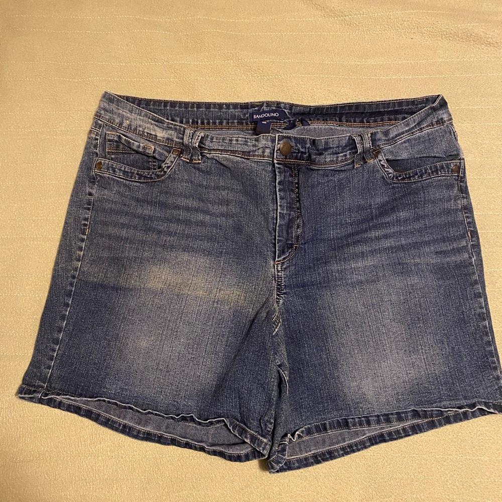 Bandolino Denim Blue Jean Shorts